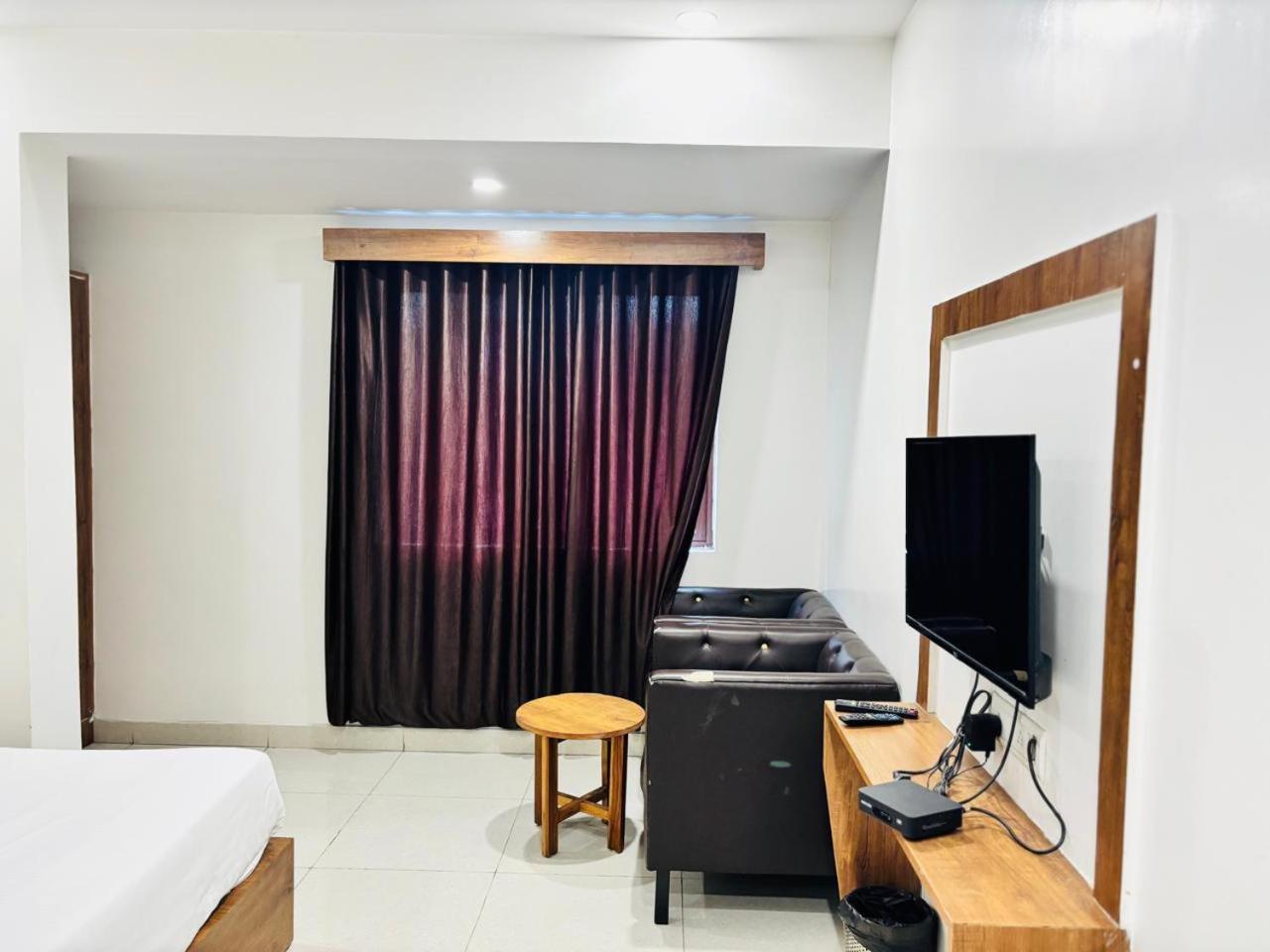 Hotel Bg Inn Bangalore Eksteriør bilde