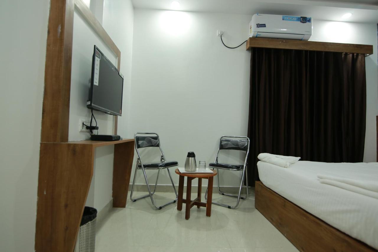 Hotel Bg Inn Bangalore Eksteriør bilde