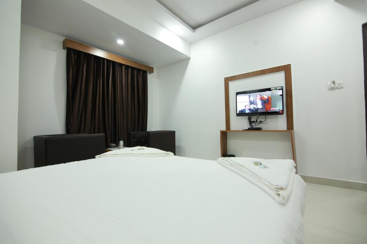 Hotel Bg Inn Bangalore Eksteriør bilde